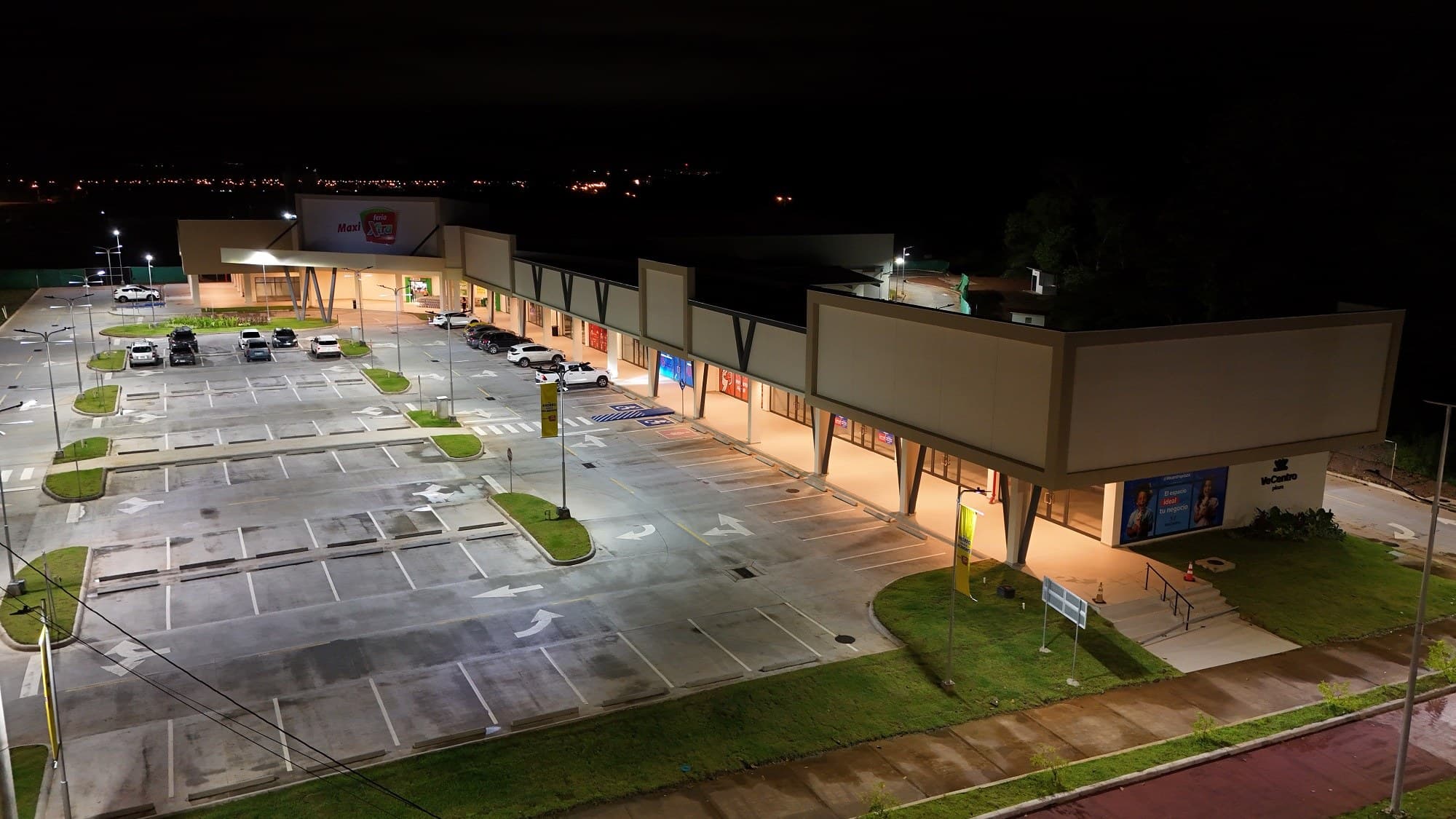 Comercial — Plaza Vacamonte
